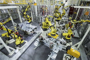 神龍汽車成都工廠投產東風標致4008下線 傳統制造業與網絡科技融合發展的新篇章